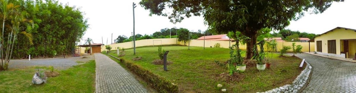 Вилла Chacara Charmosa Com Piscina, Campo De Futebol Гуаратингета Экстерьер фото