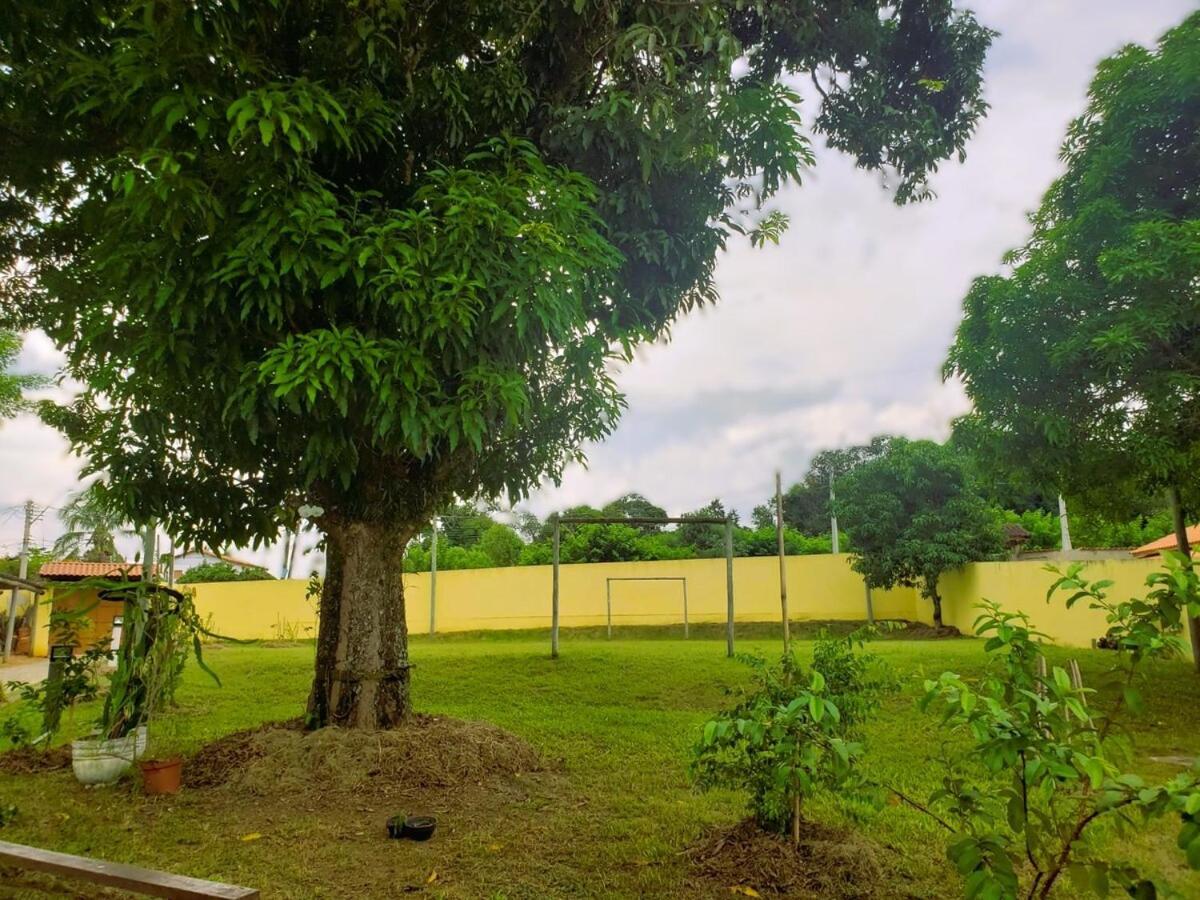 Вилла Chacara Charmosa Com Piscina, Campo De Futebol Гуаратингета Экстерьер фото