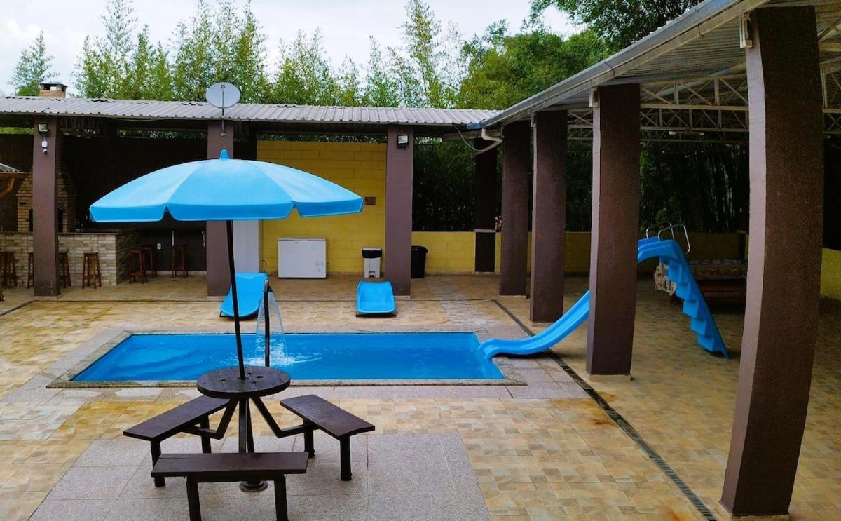 Вилла Chacara Charmosa Com Piscina, Campo De Futebol Гуаратингета Экстерьер фото